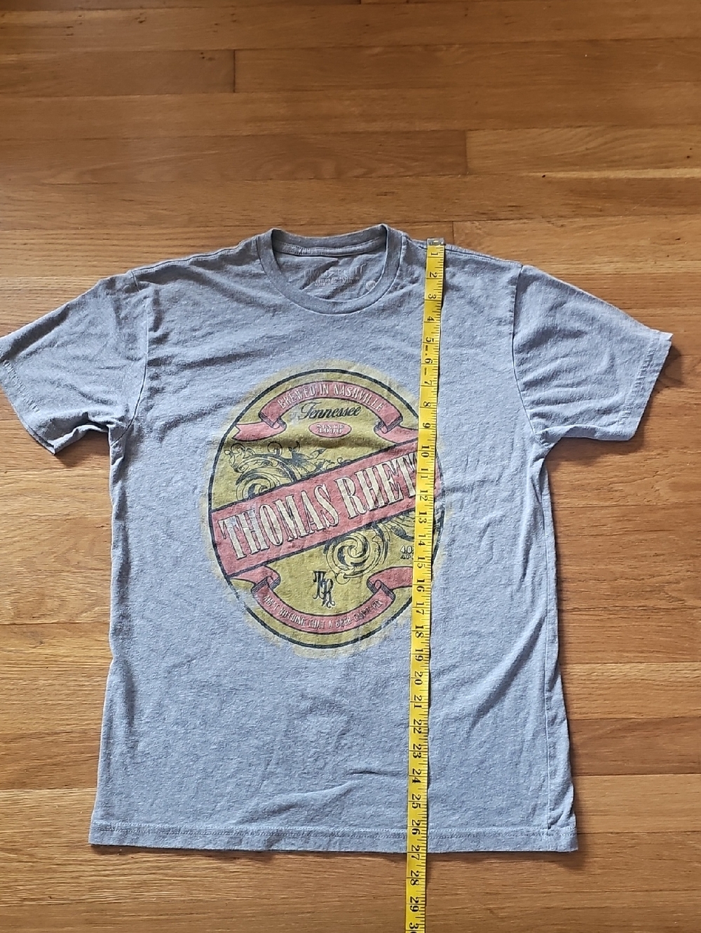 2019 Thomas Rhett Gray Concert TShirt Unisex Med Aint Nothin that Beer Cant Fix - Picture 8 of 12